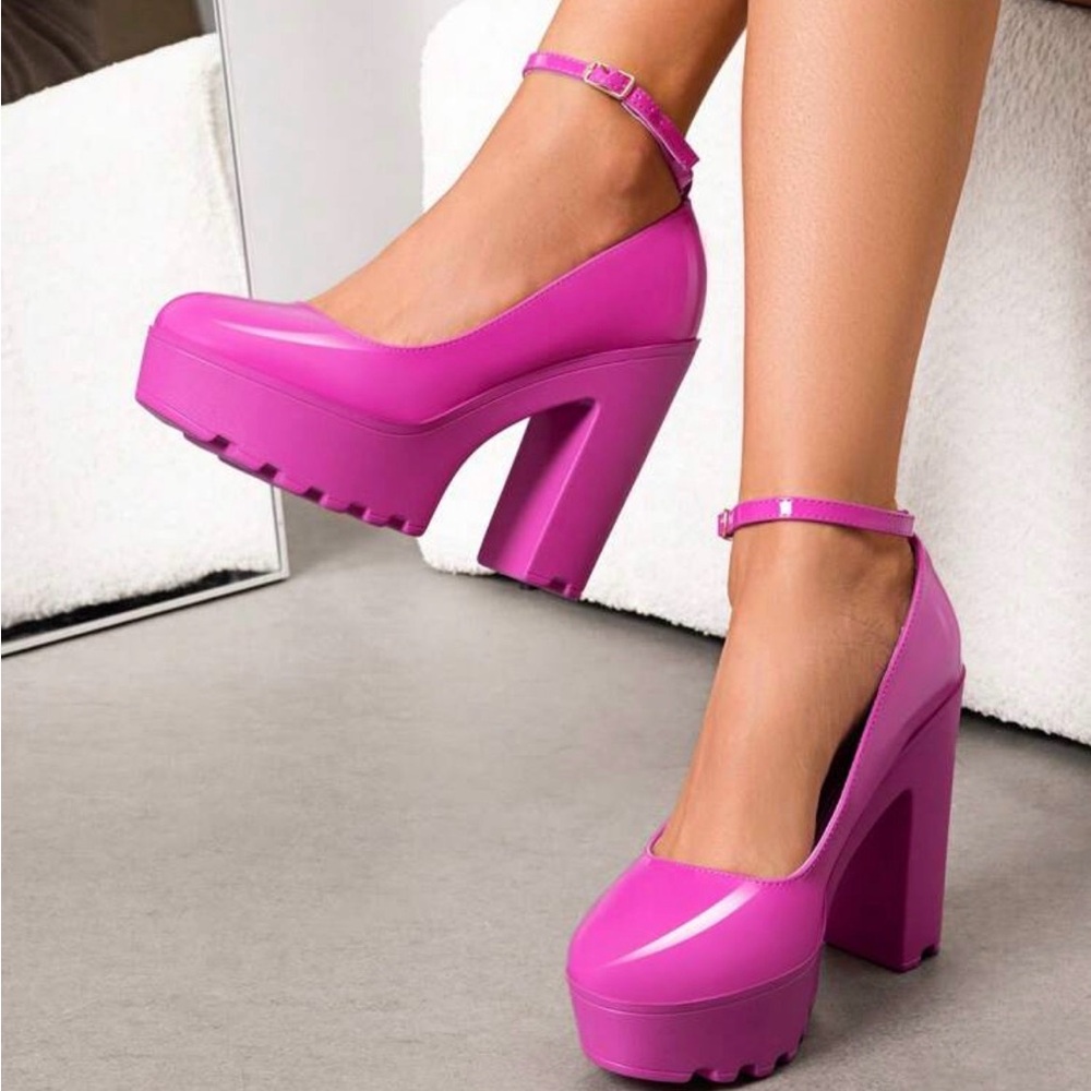 Women’s Platform Chunky Round Toe Pumps Ankle Strap High Heels Y2K Party Shoes